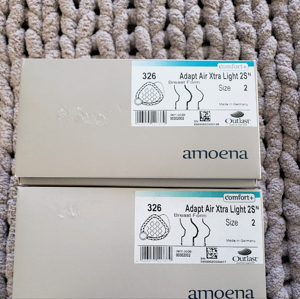 Amoena Adapt Air Xtra Light 2S Breast Form (pair)